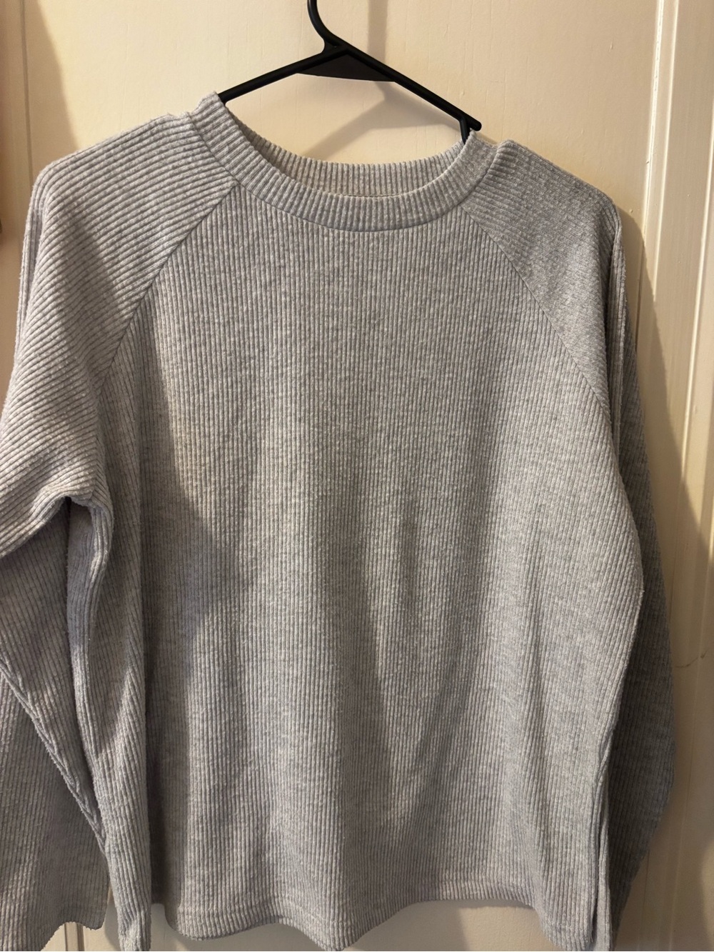 Hammacher Schlemmer Men's Light Gray Crewneck Ribbed Sweater large - Picture 2 of 10